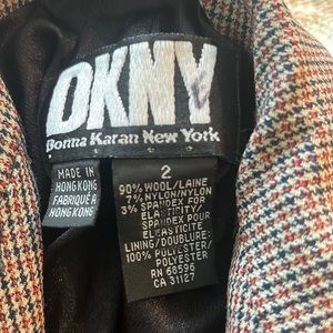 Womens blazer DKNY SIZE 2